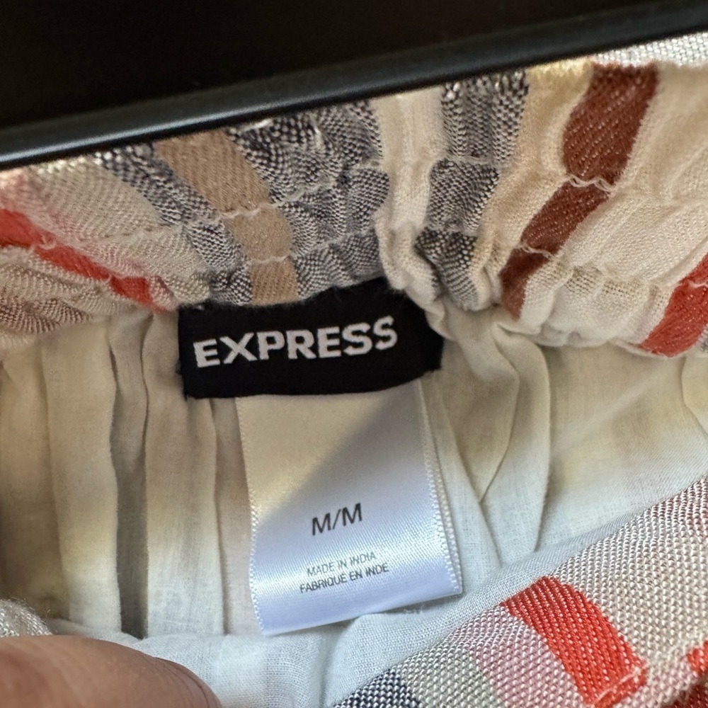 Express Striped Wide-Leg Pants - Picture 9 of 9